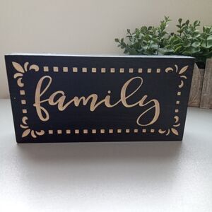 family wall decor sign wood‎ Black